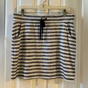 Large petite navy striped skirt